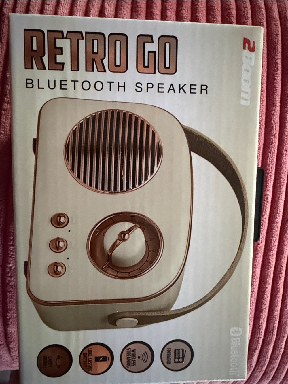 Retro Go Bluetooth Speaker - Cream Retro Design